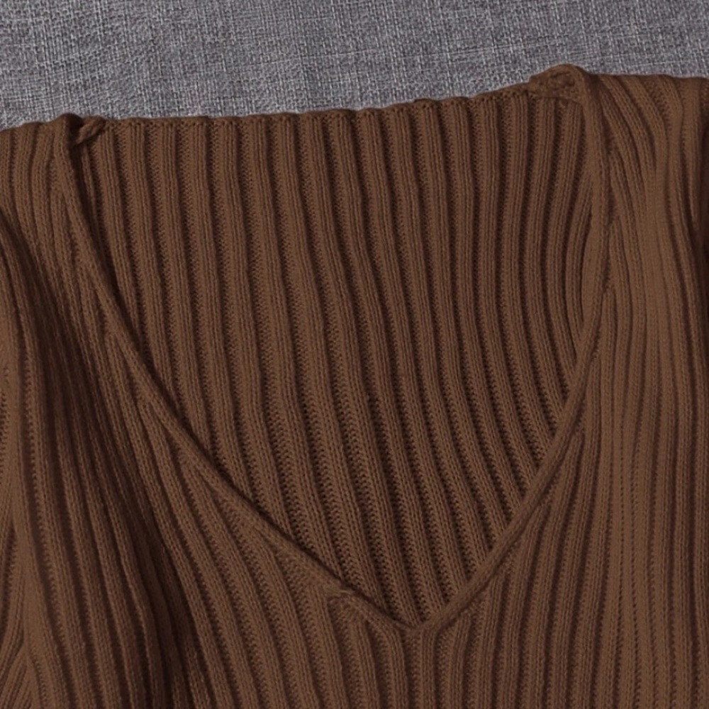 vneck reversible crop sweater - Picture 4 of 5